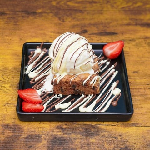 Blondie Brownie Sundae